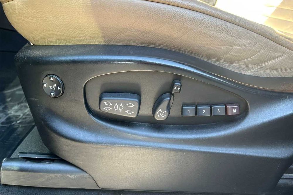 BMW X5 2006 року