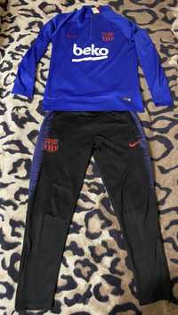 Продам спортивний костюм nike barcelona S