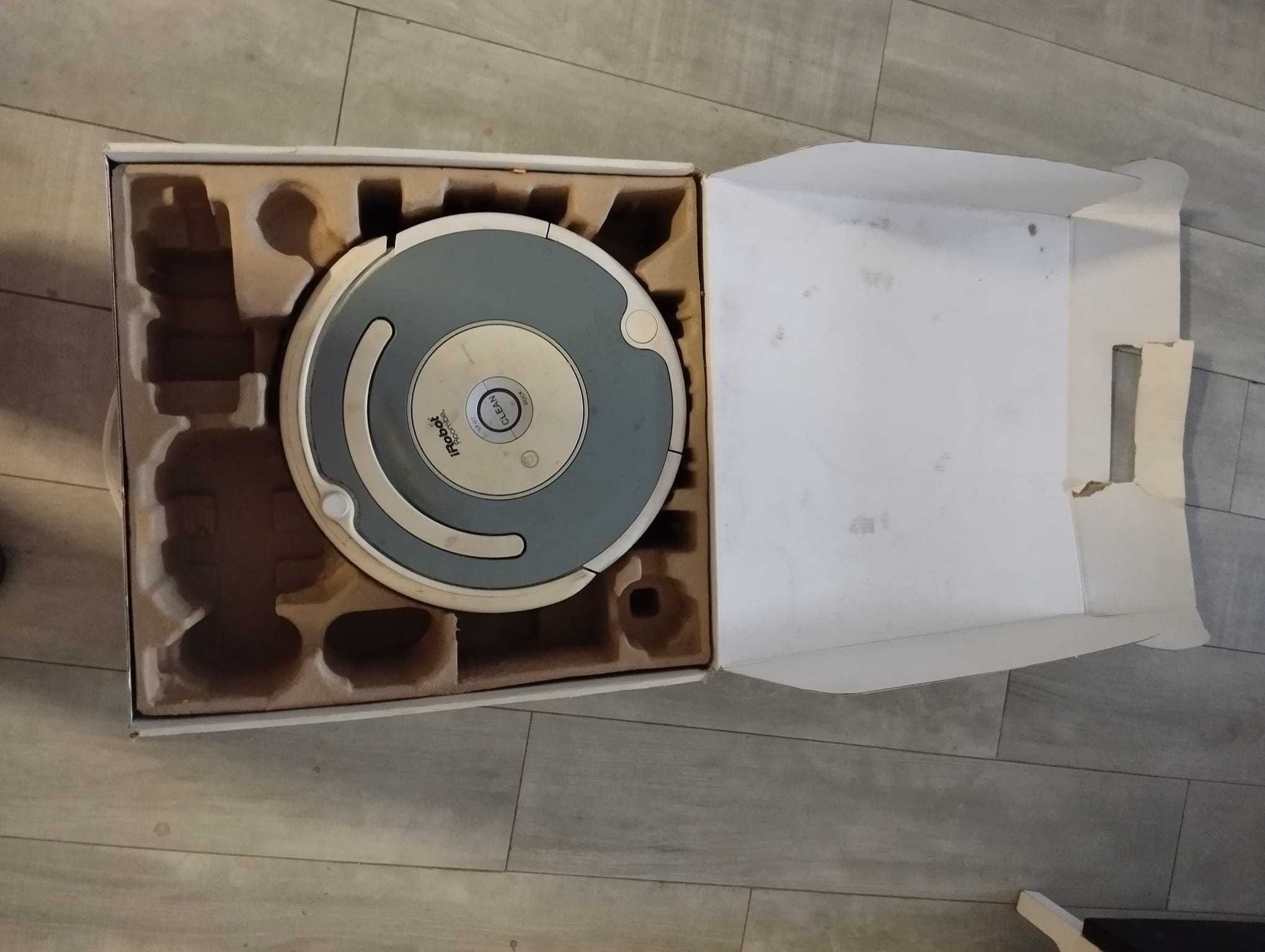 Aspirador iRobot Roomba Serie 500  com possível avaria