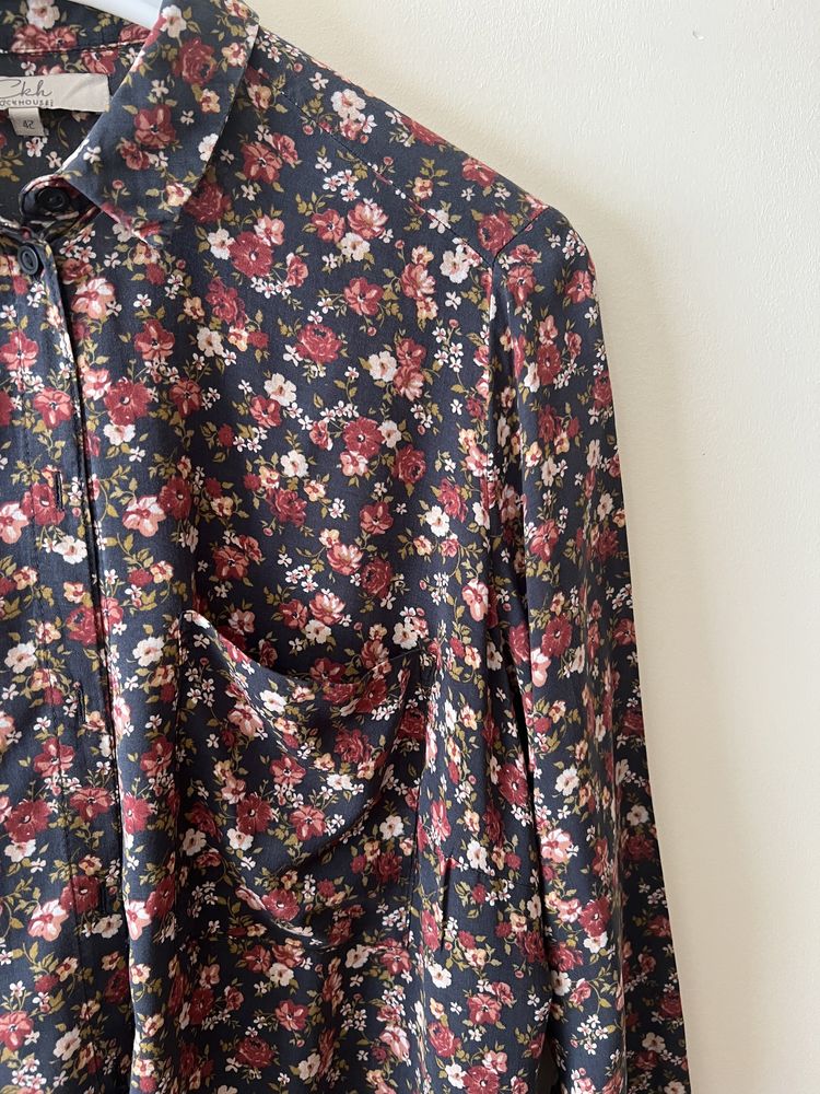 Camisa floral tamanho 42