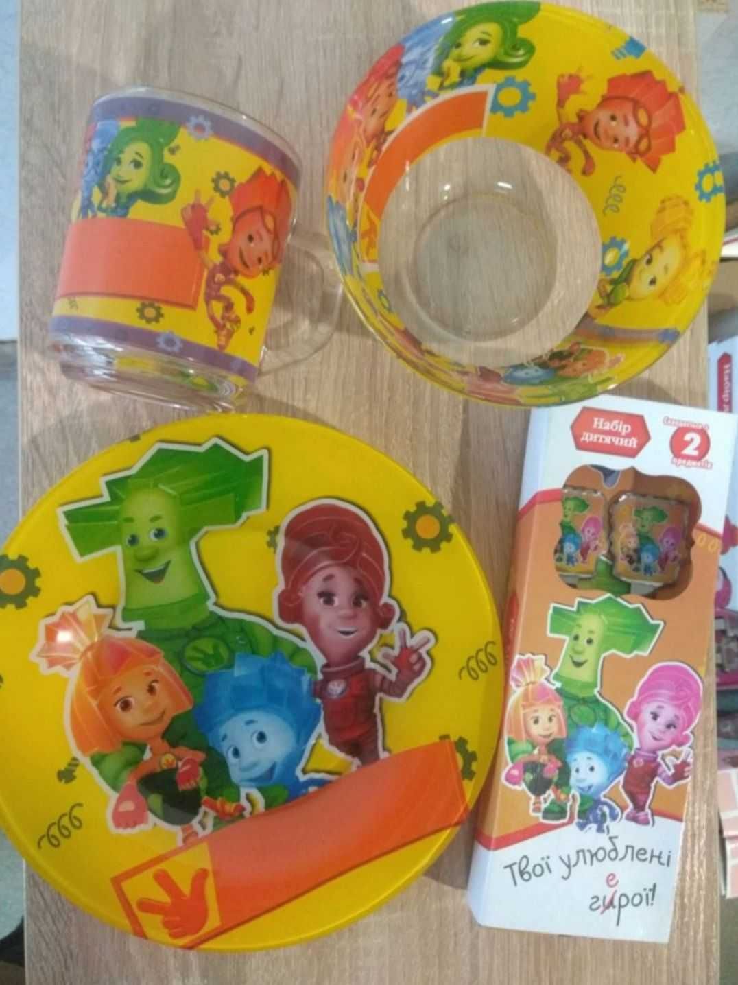 Стеклянный набор детской посуды