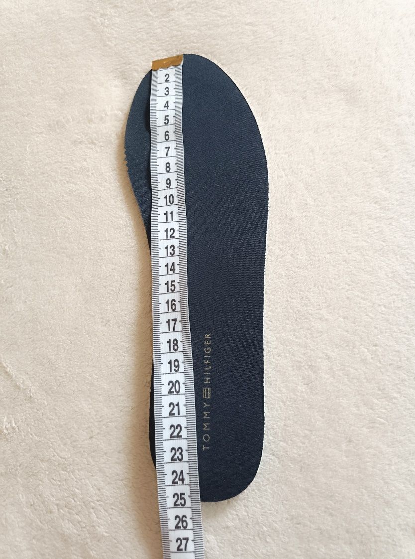 Tommy Hilfiger p.38 (37) оригінальні текстильні кеди сліпони
