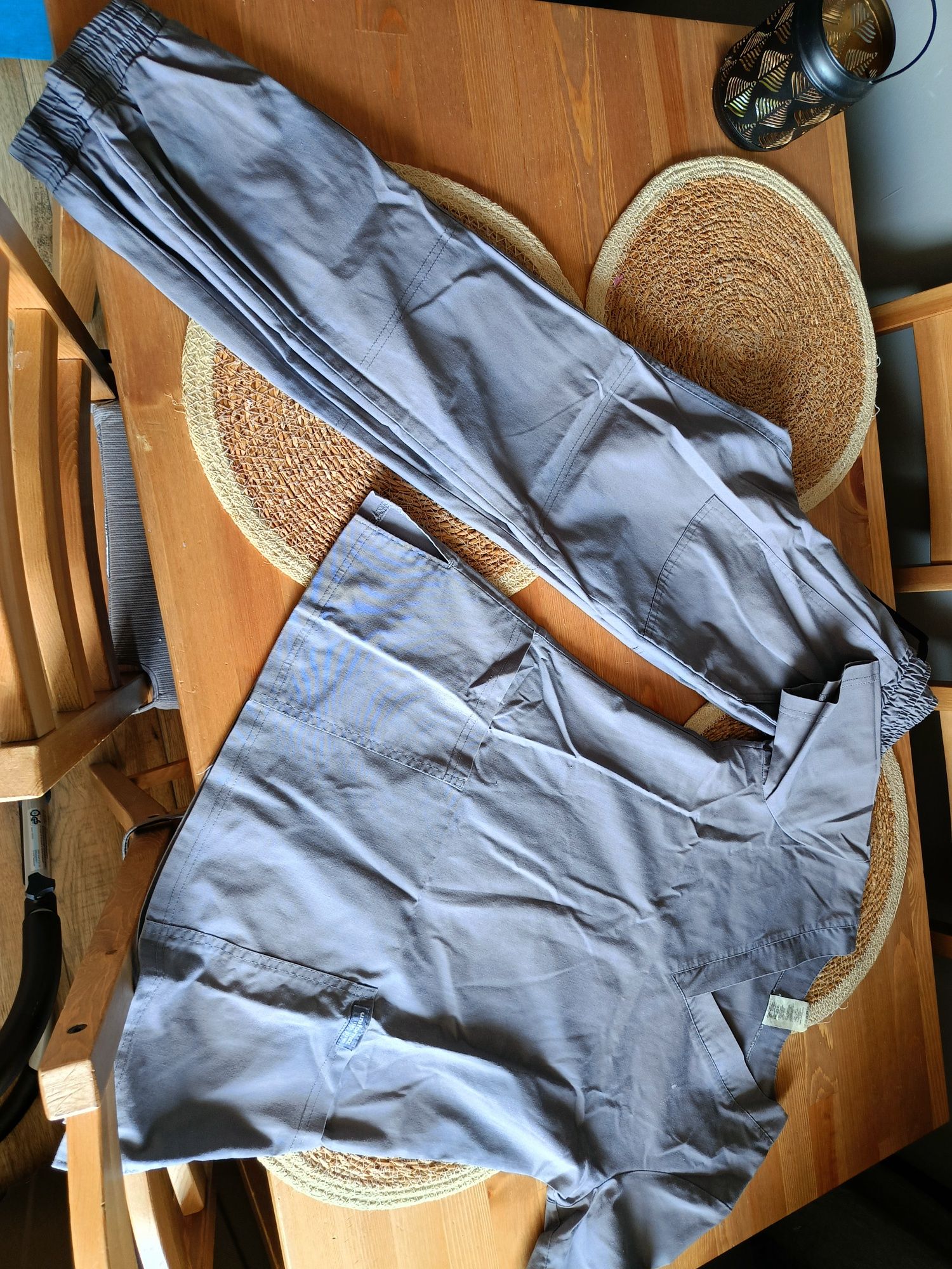 Uniformix ubrania rozm 36