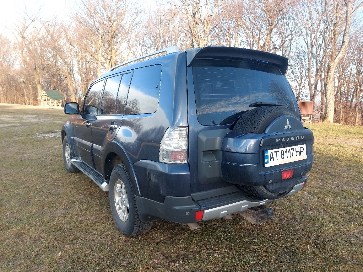 Mitsubishi Pajero 2007року