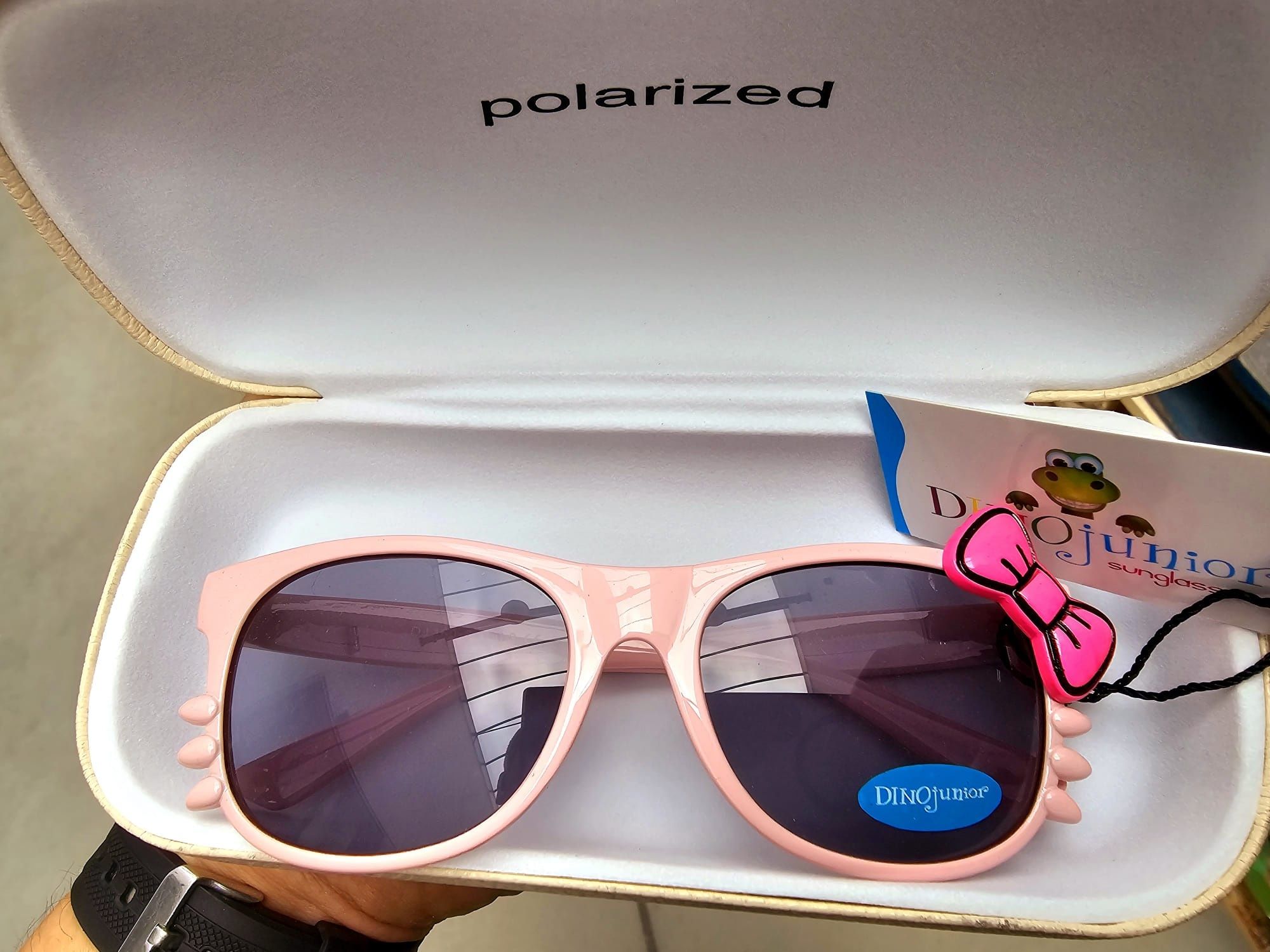 Nowe okulary przeciwsłoneczne dla dzieci Hello Kitty DinoJunior