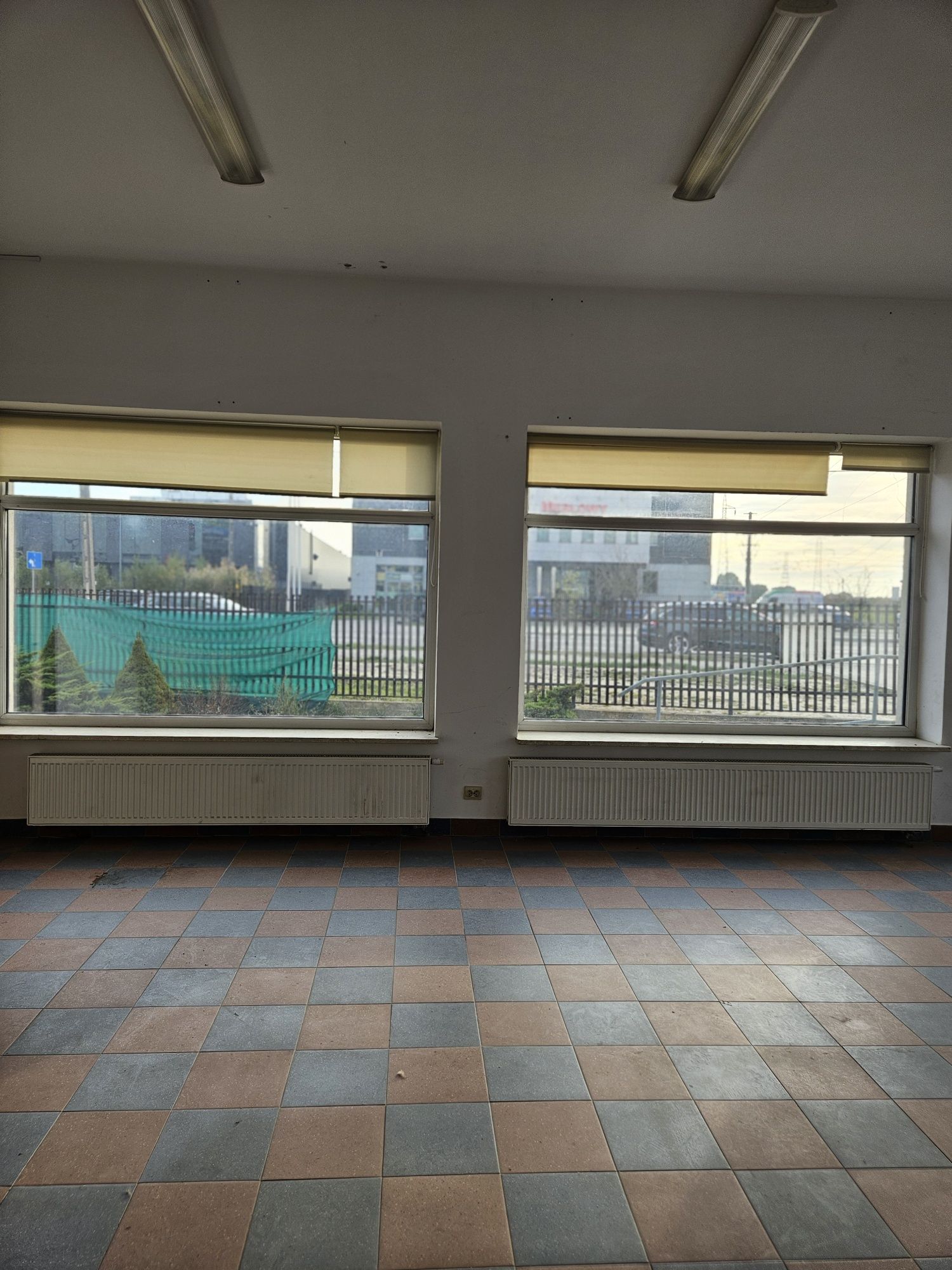 Sprzedam Lokal handlowy Lesznowola Słoneczna, działka 3800 m2 Warszawa