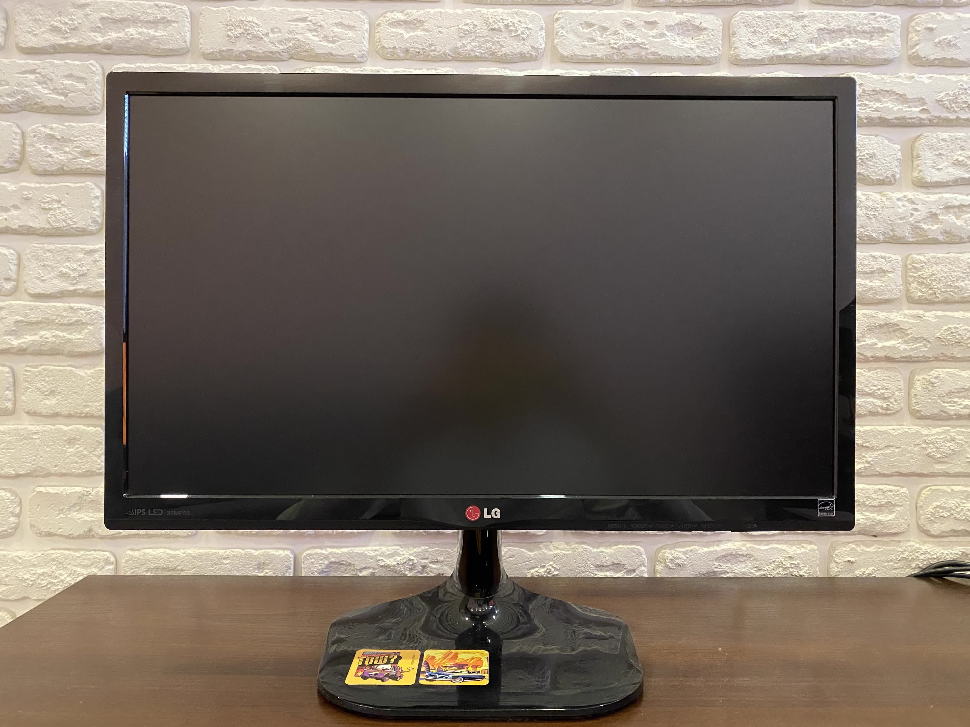Монитор LG 23 дюйма