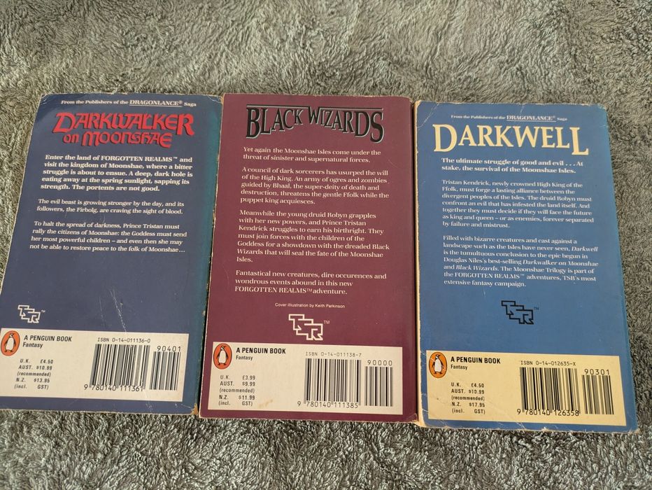 Livros Dragonlance e Forgotten Realms