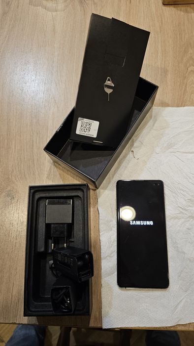 Smartphone Samsung S10+ Plus 128GB/8GB RAM DUOS SM-G975F PrismBlack