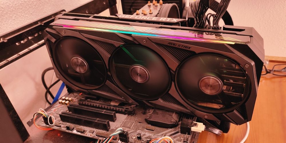 Placa Gráfica- ROG STRIX RTX3070 8GB GAMING
