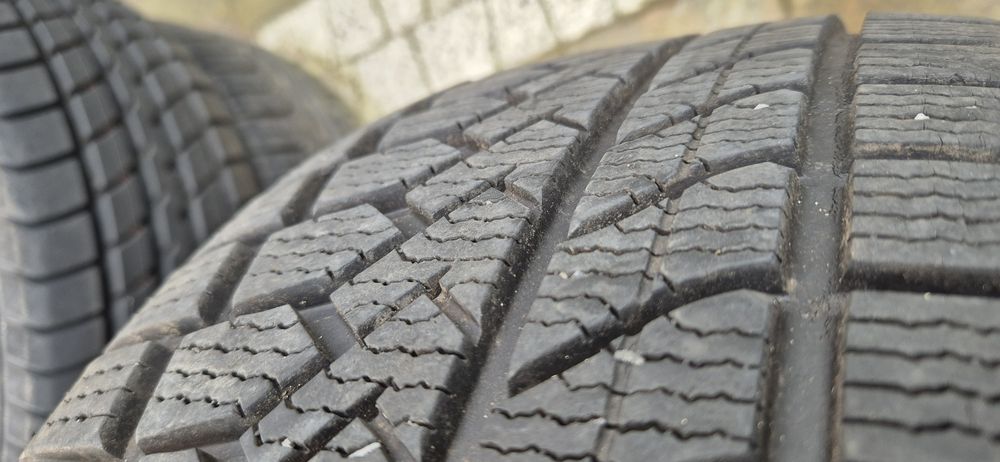 Opony zimowe 2szt.  WESTLAKE ZUPER SNOW z507.  245/45/18