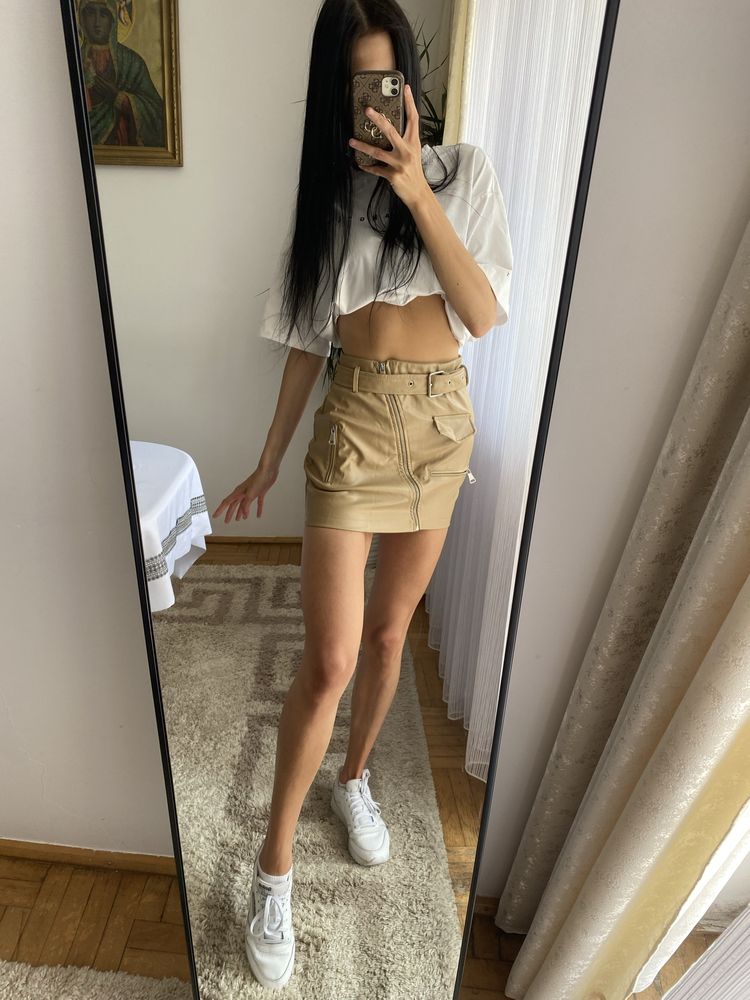 Skórzana krótka/mini spódnica beżowa, rozmiar M/38