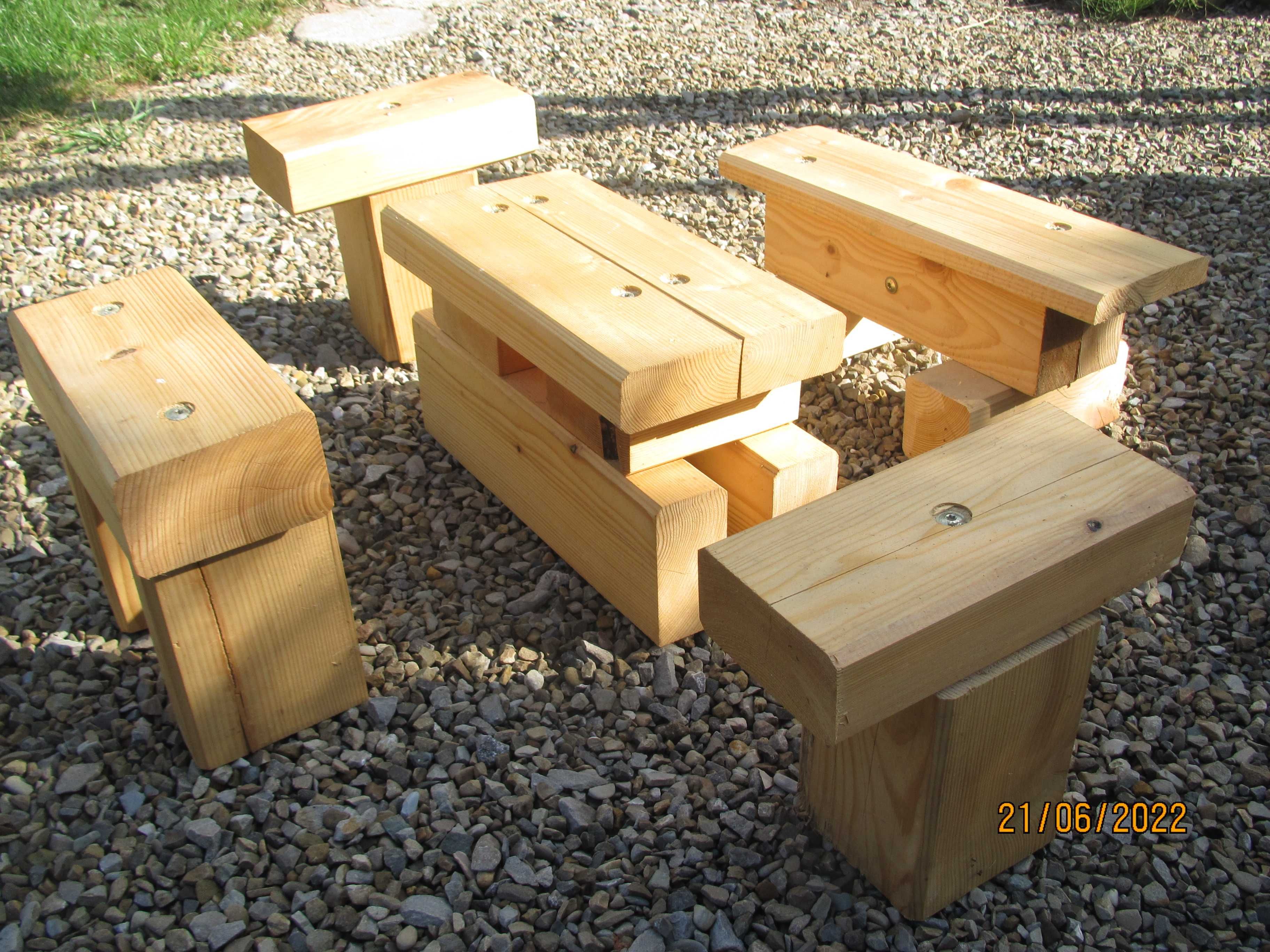 stolik krzesełko taboret ławka ogrodowe