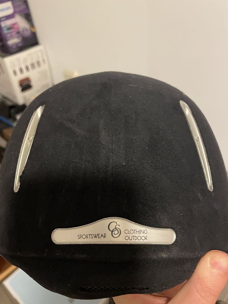 Kask jeździecki czarny