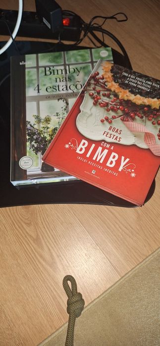 Bimby TM6 com Mandolina, livros de receitas e saco transporte