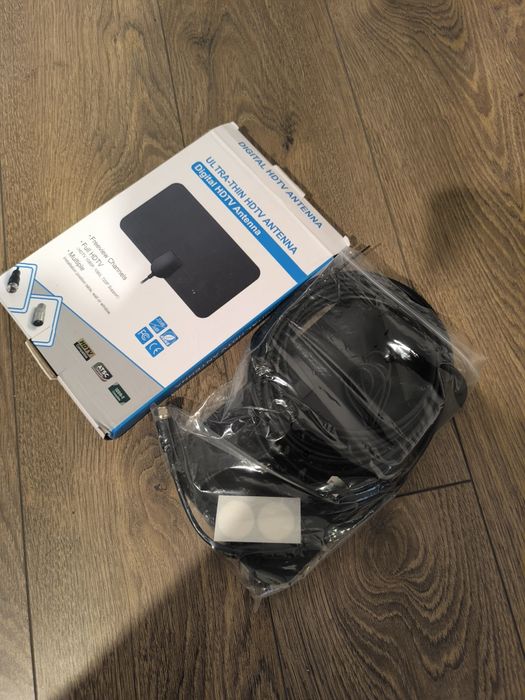 Cyfrowa antena HDTV – ULTRA THIN – nowa, nieużywana