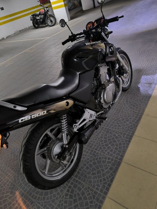 Honda CB 500 de 1996 com 76km Setubal