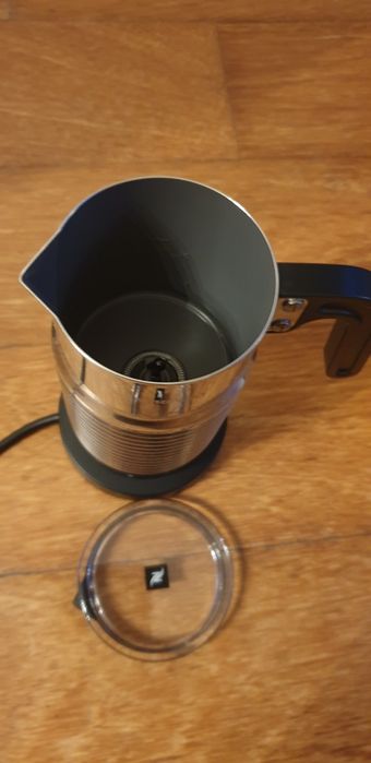 Aeroccino 4 Nespresso NOVO