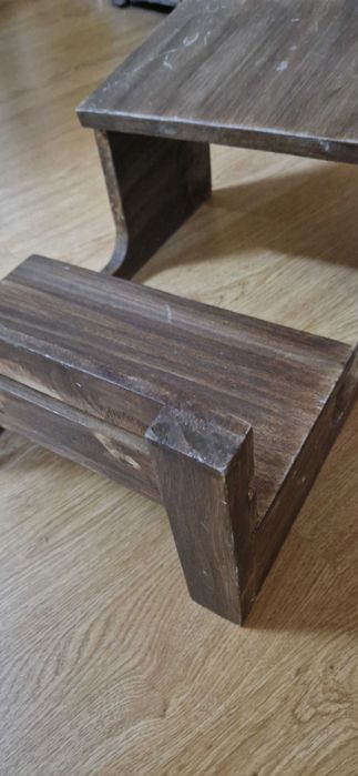 Secretária rústica pequena