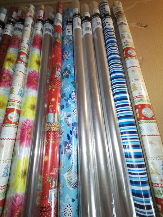 Papier  do prezętów niemiecki