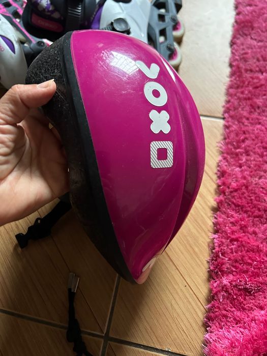 Patins e capacete menina