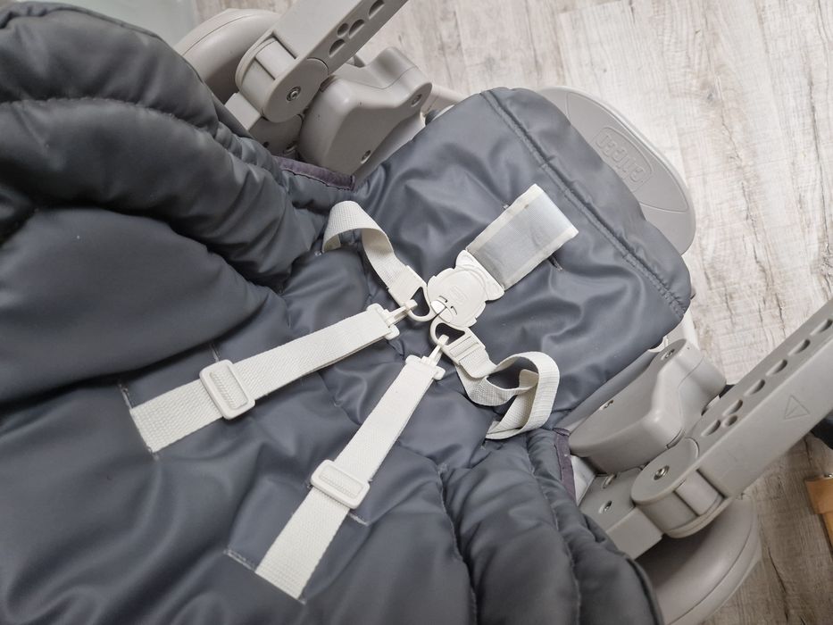 Крісло для годування Chicco Magic Polly