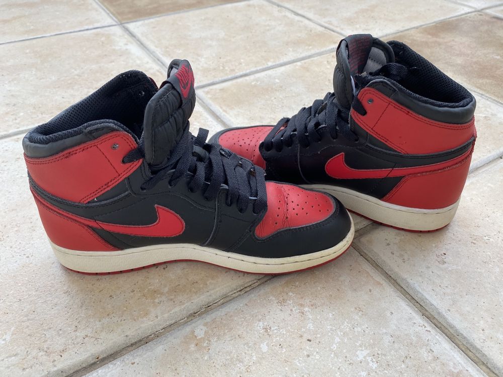 Nike Air Jordan 1 Retro Mid GS Banned