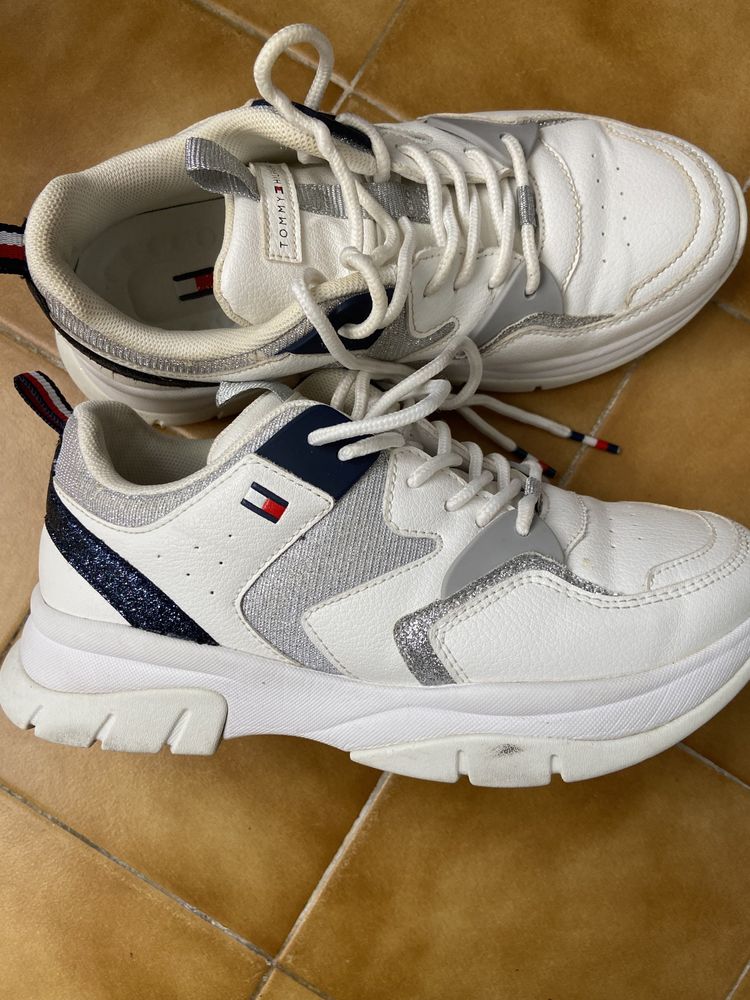 Ténis Tommy Hilfiger nr34