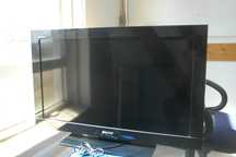 Televisor  LCD Sony Bravia importada KDL 32 BX 400