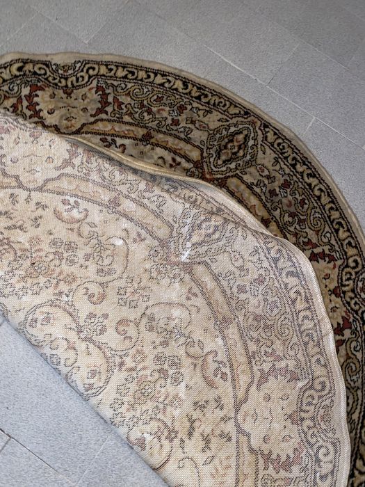 Tapete tipo  arraiolos