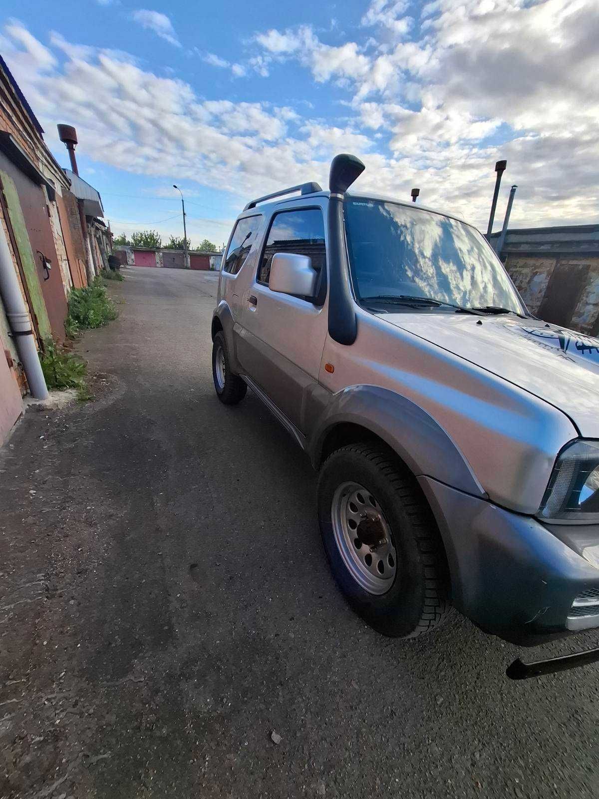 Suzuki Jimny 2010