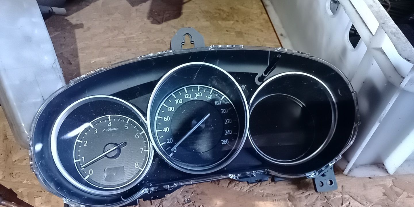 Mazda cx5 II od 17- licznik zegary