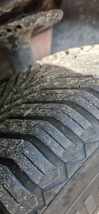 Koła wielosezonowe 17" 5x120. BMW. Transporter T5. Opony Michelin