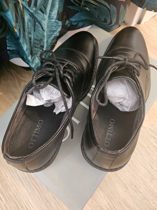 Buty do garnituru 38