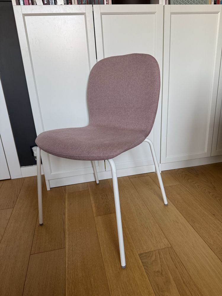 Krzesło Ikea Karlpetter jasny róż