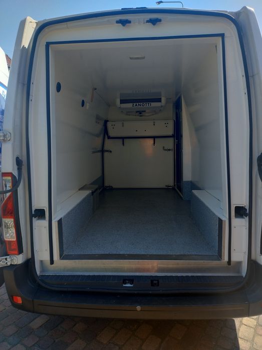 WYNAJEM CHŁODNI Wypożyczenie bus chłodnia mroźnia L3H2 230V z GRZANIEM