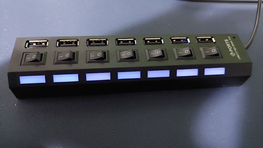 Hub USB 7 porta com botão on/off64550307092355123
