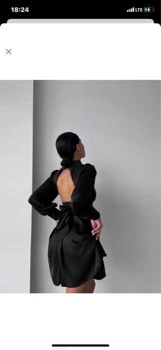 Шелковое платье с открытой спиной