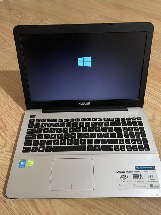Portatil asus preto x555L i5