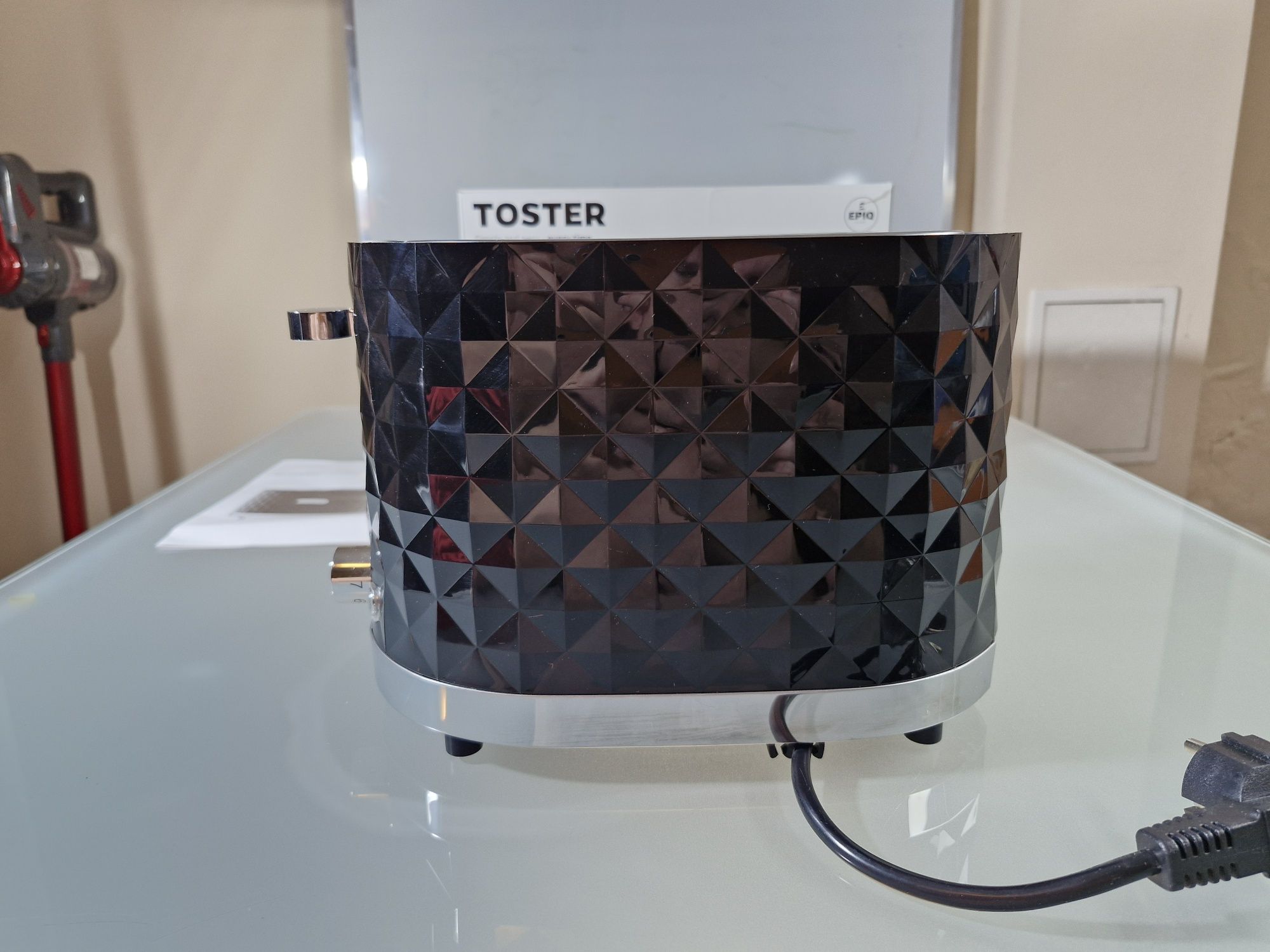 Toster Opiekacz do Tostów Kanapek Grzanek 1000W