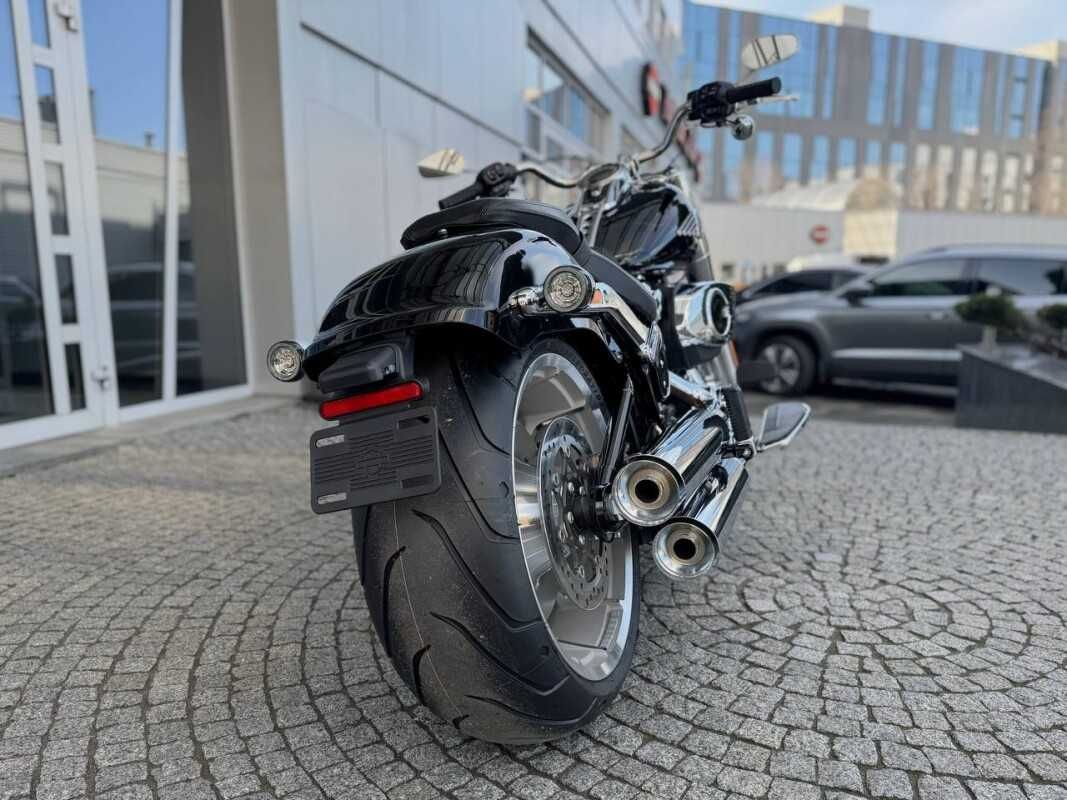 Оофіційний мотоцикл 2025 Harley-Davidson® Fat Boy колір Vivid Black