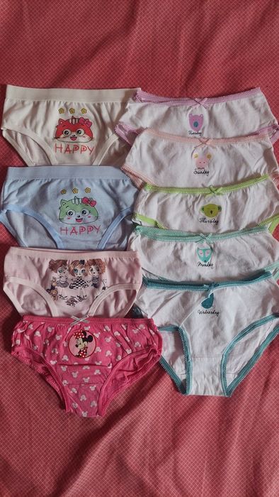 Продам  детские трусы.