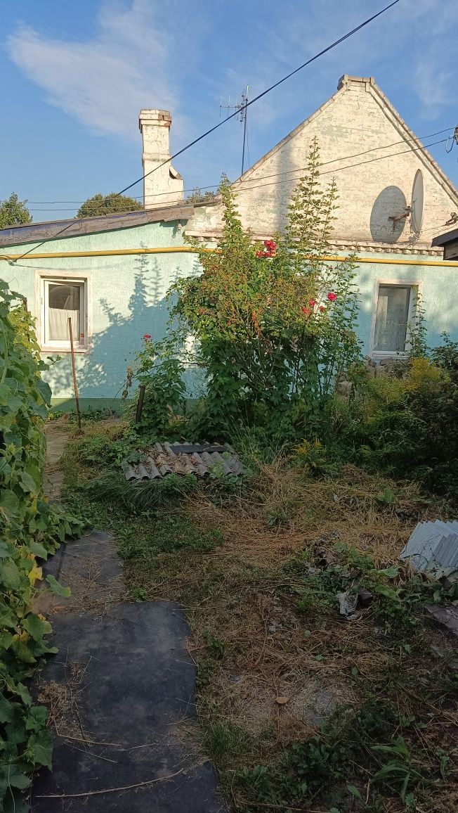 Дом р-н Димитрова + гараж