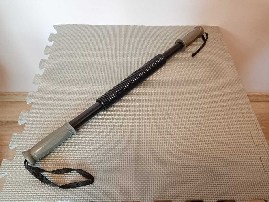 Sprężyna do ćwiczeń klatki piersiowej