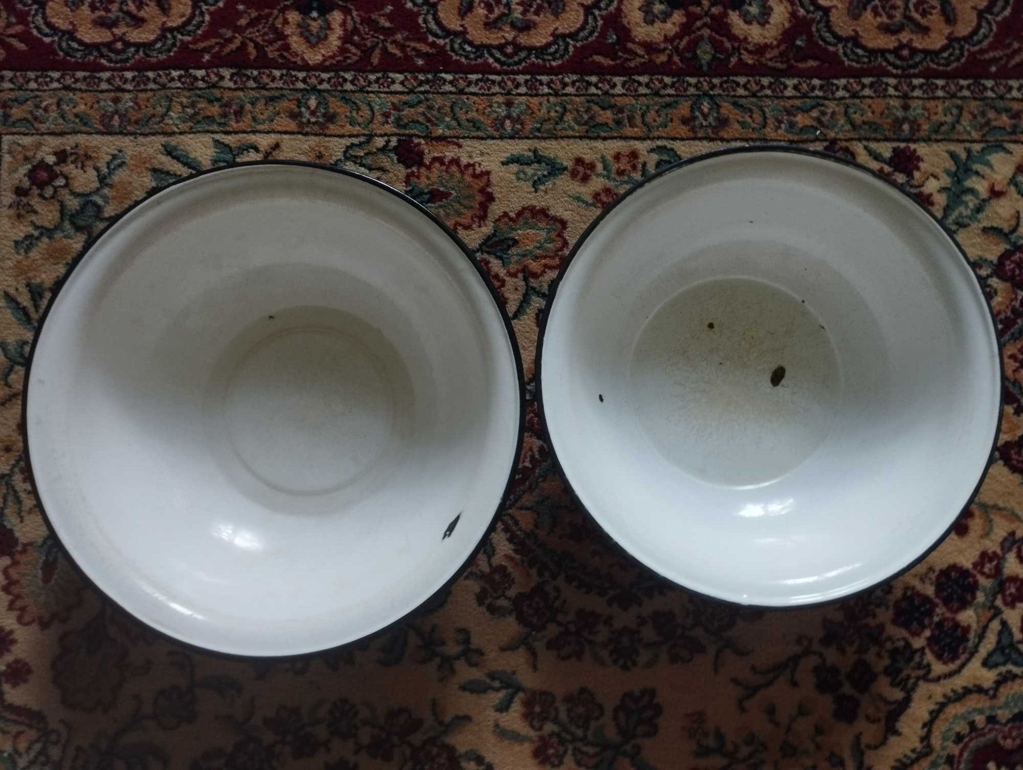 Miski emaliowane stare średnica 36 i 34 cm