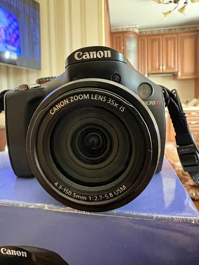 Фотоаппарат Canon