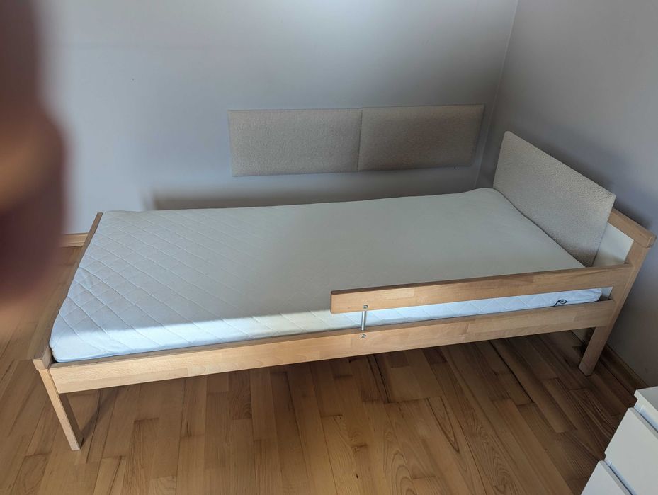 łóżeczko dziecięce IKEA wraz z materacem