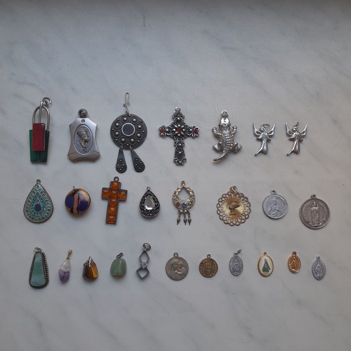 Кулоны, бижутерия Чехия