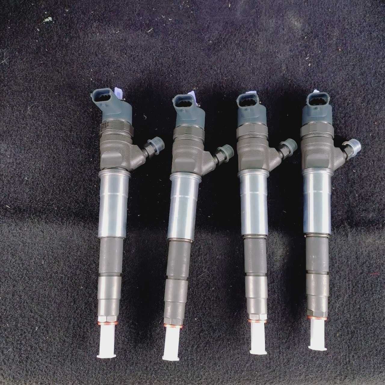 Форсунка Bosch 0445110375 0445110634 для Renault Opel 2.3 dCi 2.0 CDTI