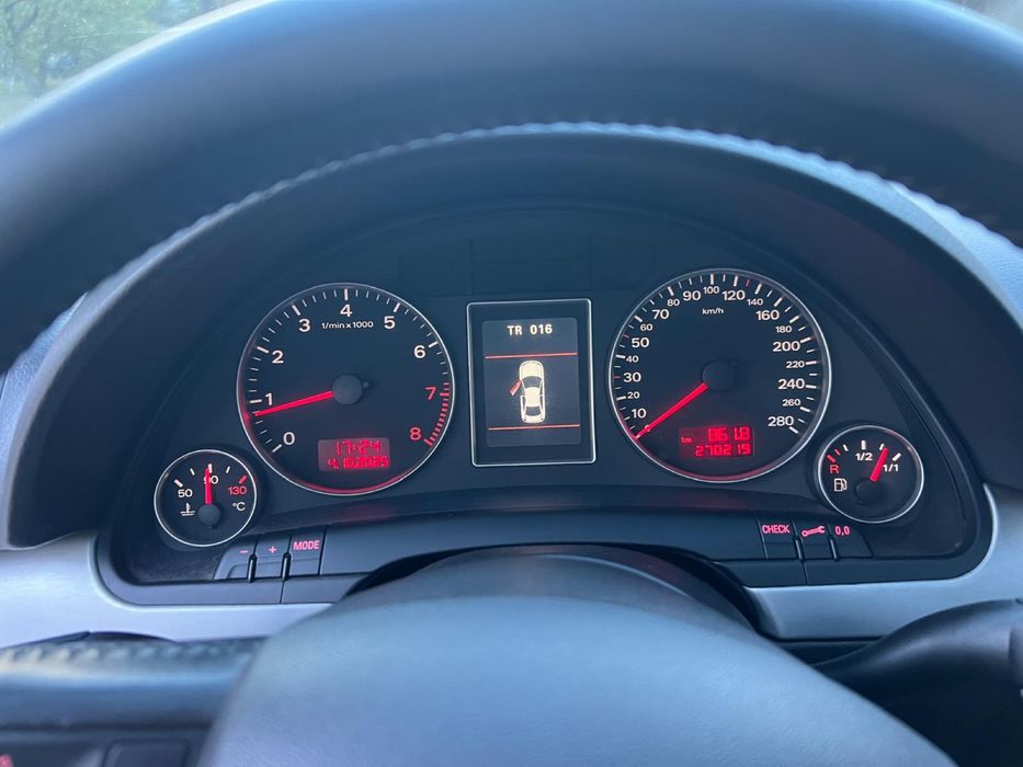 Продам AUDI A4B7